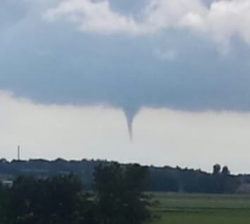 Image d'illustration pour Orage, tornade, inondations : A quand le retour du beau-temps ? 