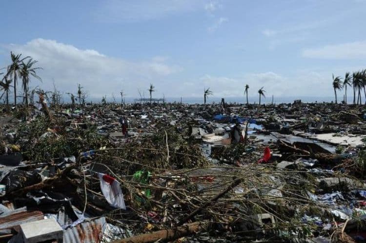 Image d'illustration pour Typhon Haiyan : catastrophe aux Philippines - Menace au Vietnam
