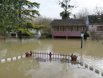 Image d'illustration pour Crues et graves inondations fin janvier et début février